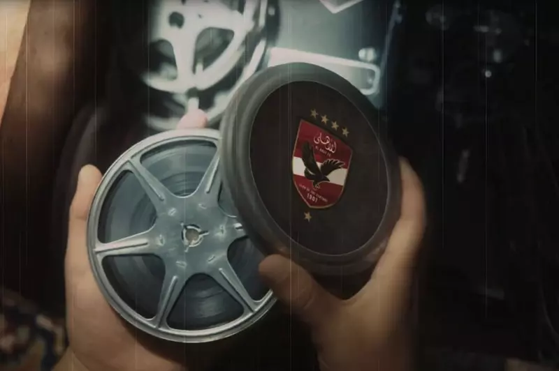 اكتشاف الأضواء: الأهلي يدخل دائرة النجومية بمشهد سينمائي في 82 ثانية اكتشاف الأضواء: الأهلي يدخل دائرة النجومية بمشهد سينمائي في 82 ثانية