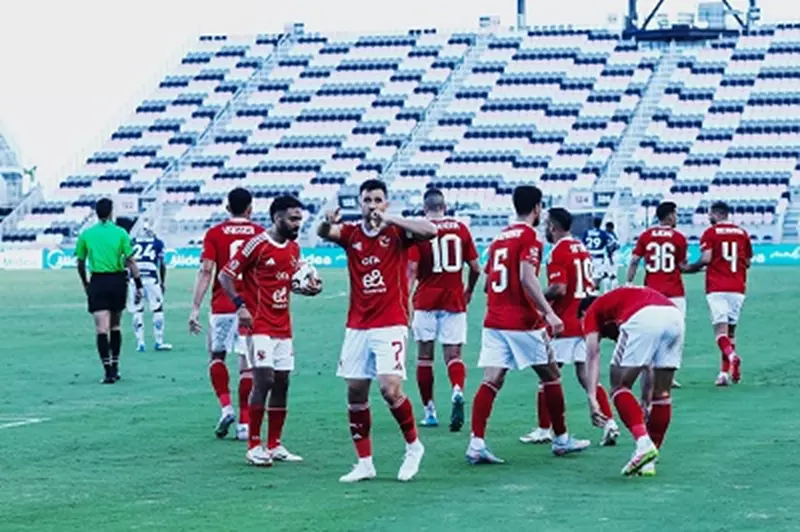 الفتى الذهبي: هل سيسمح الأهلي لتريزيجيه بإبراز تألقه في المونديال؟ (فيديو) الفتى الذهبي: هل سيسمح الأهلي لتريزيجيه بإبراز تألقه في المونديال؟ (فيديو)