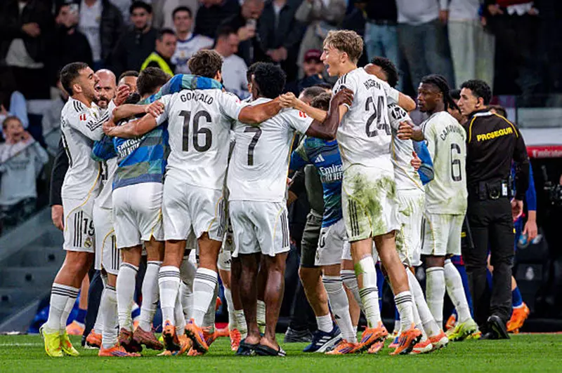 كابوس الـ"72 ساعة" يعود لمطاردة ريال مدريد كابوس الـ"72 ساعة" يعود لمطاردة ريال مدريد